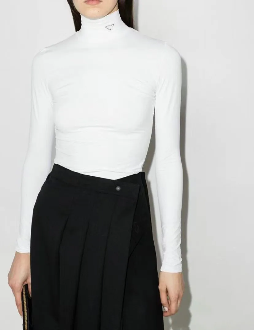 

Перевернутая треугольная футболка с логотипом и длинным рукавом, Новинка осени 2023, пуловер, универсальный облегающий эластичный пуловер с высоким воротом для женщин