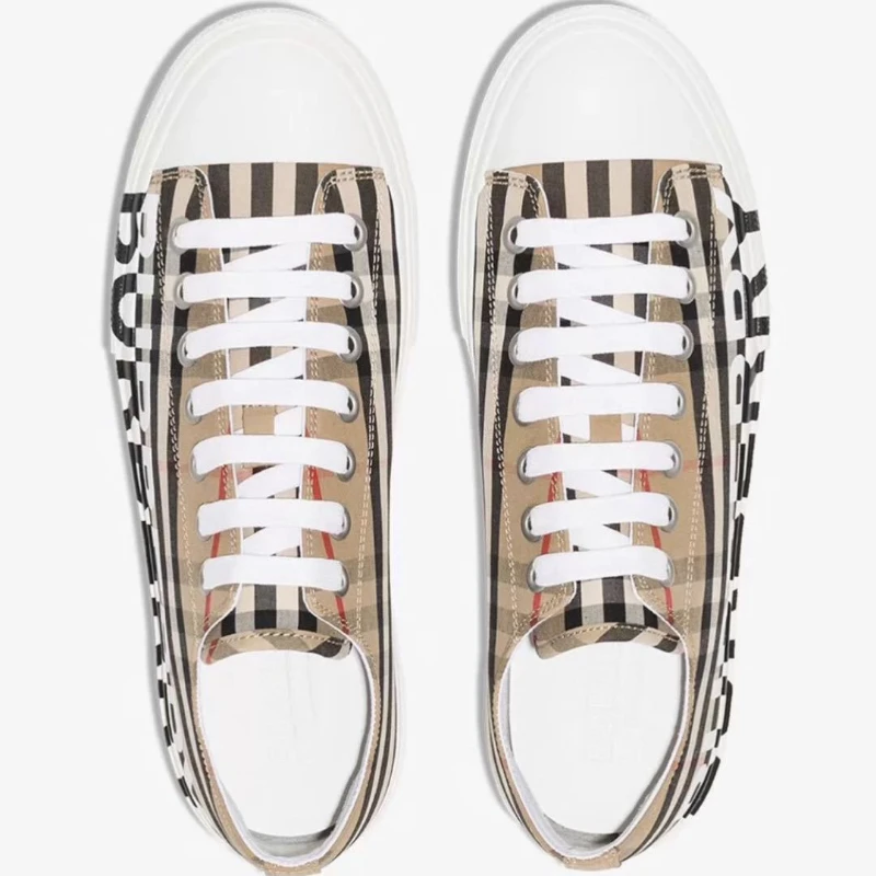 

Brand Casual Women Shoes Spring Retro Lattice Letter Breathable Board Shoes Port Style Canvas Shoes Lace Up Low Top Women Shoes