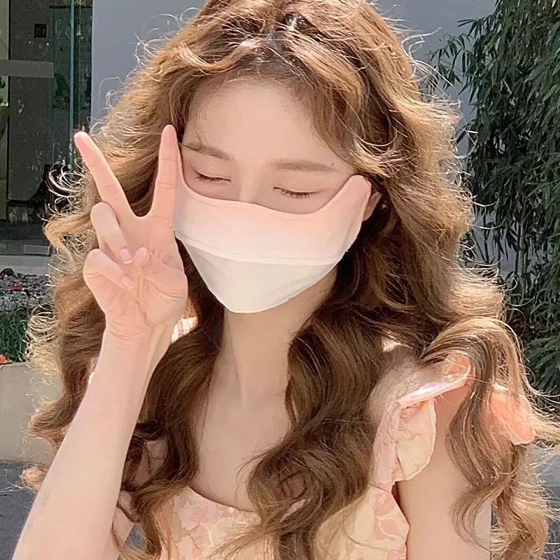 Женская полупрозрачная маска для защиты глаз