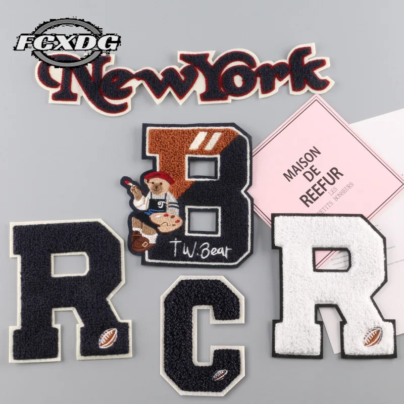 

Fashion Towel Embroidery Patch Stickers Embroidery on Clothes Clothing Decoration Accessories Boys Iron on Patches for Clothes