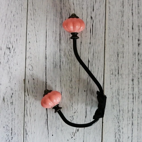 Керамические крючки для одежды с тыквой