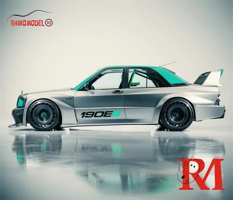 Модель Rhino RM 1:64 MB 190 EVO II серебристый ограниченный 999 литая под давлением модель