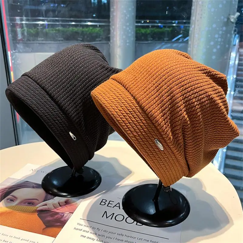 

Waffle Pullover Cap Warm Comfortable Windproof Metal Logo Knitted Pile Cap Ski Cycling Mountain Climbing Outdoor Cold Protection