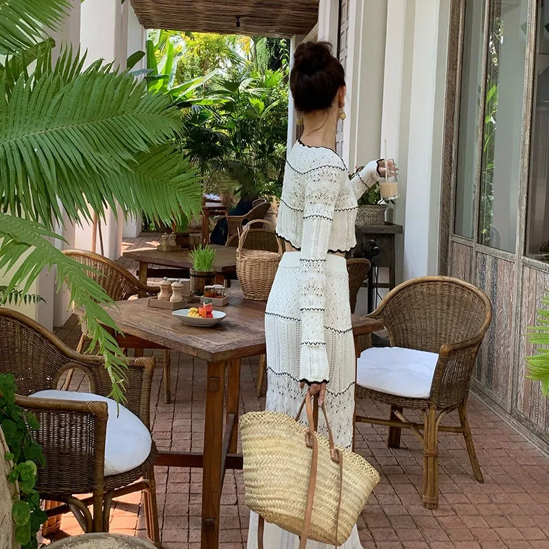 Женский вязаный топ и юбка