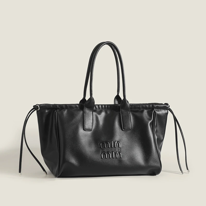 2023 Tote Bag Luxury Designer Handbag For Women Fashion And Highlevel Sense Drawstring Shoulder Bags High Capacity Free Shipping