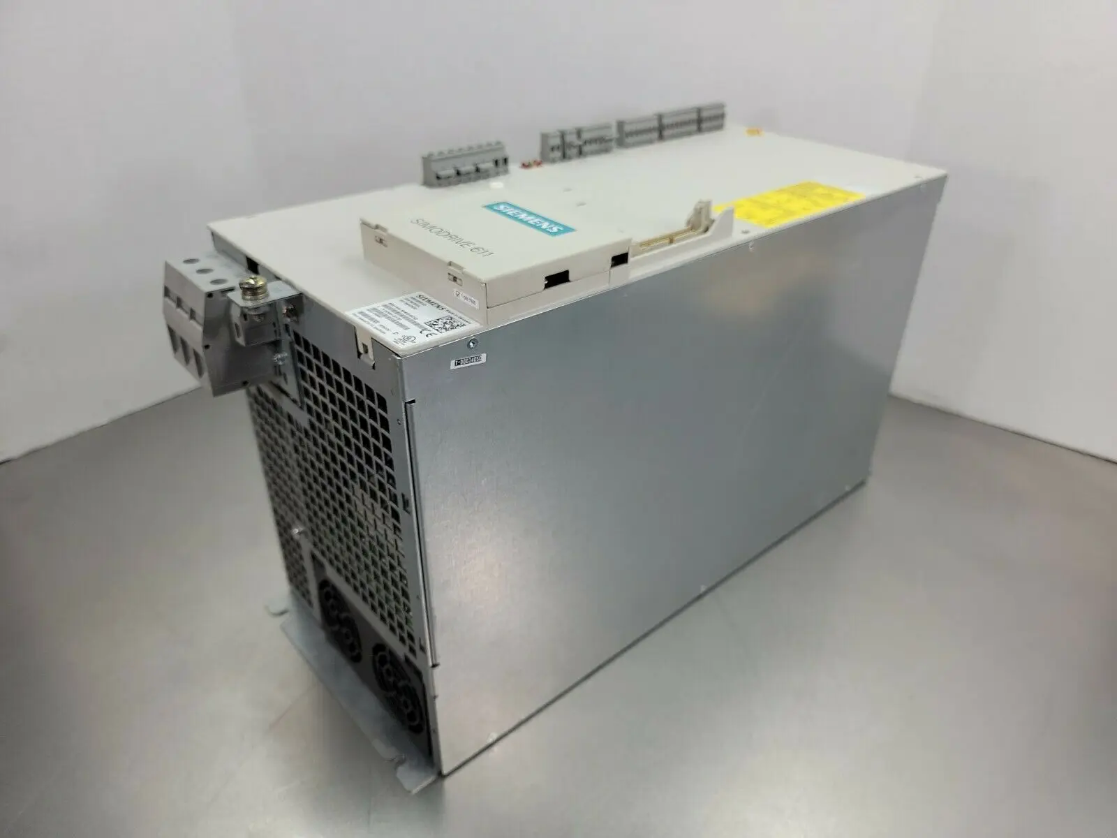 

6SN1145-1BA02-0CA2 6SN1 145-1BA02-0CA2 Used&100%Tested Ok In Good Condition