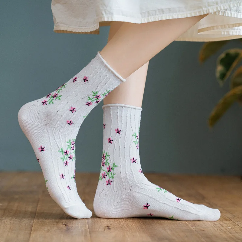 

Frilly Ruffle Socks Fashion Harajuku Retro Floral Embroidery Kawaii Cute Socks Korean Japanese Style Women Girl Lovely Crew Sock