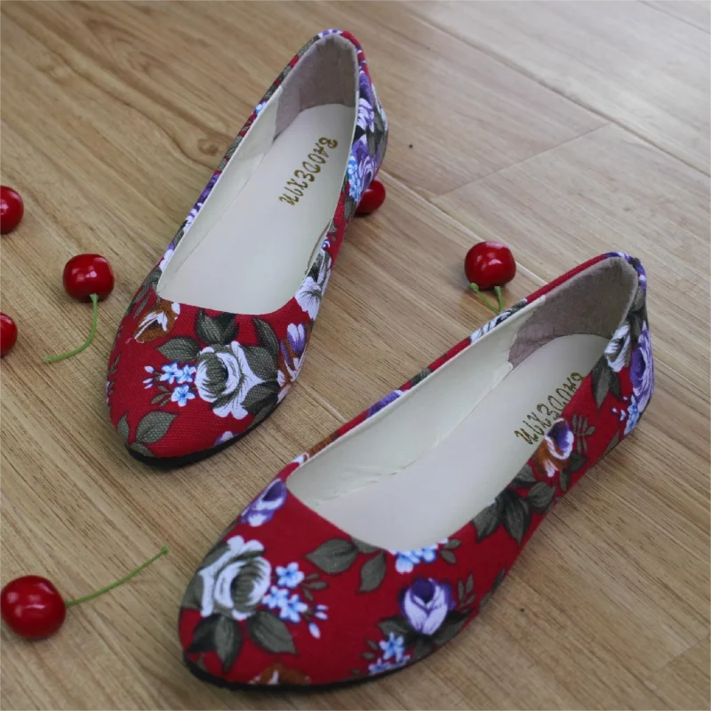 New Fashion Rose Flats Ballet Shoes Women Slip on Shallow Mouth Moccasins Elegant Women's Loafers Party Leather Ballerina