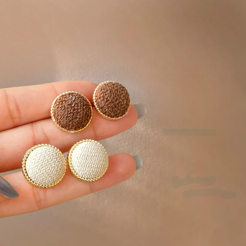 

S925 needle Women Jewelry Black Beige Earrings Popular Design Winter Autumn Style Elegant Stud Earrings For Celebration Gifts