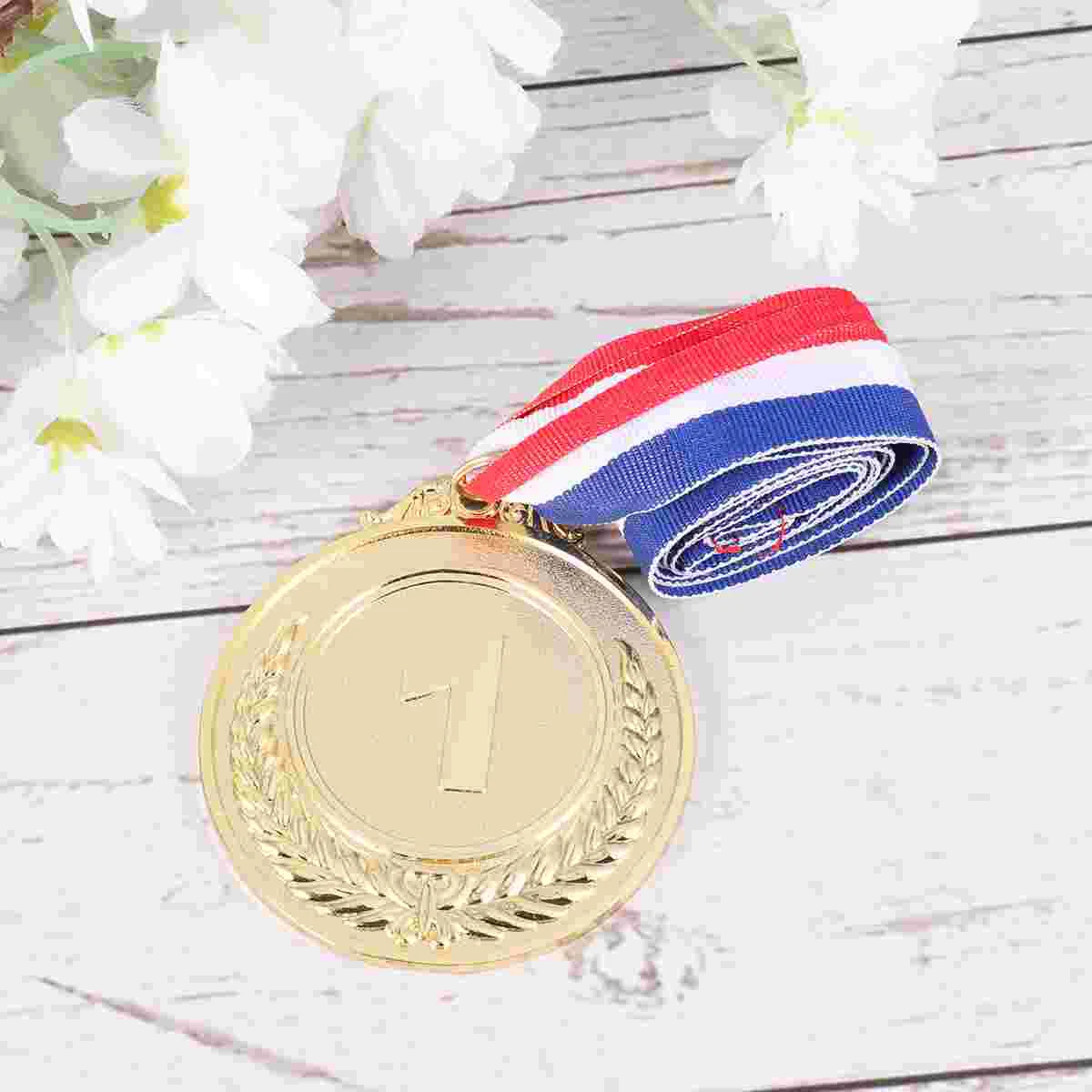 Рисунок 5 - золотые металлические медали с