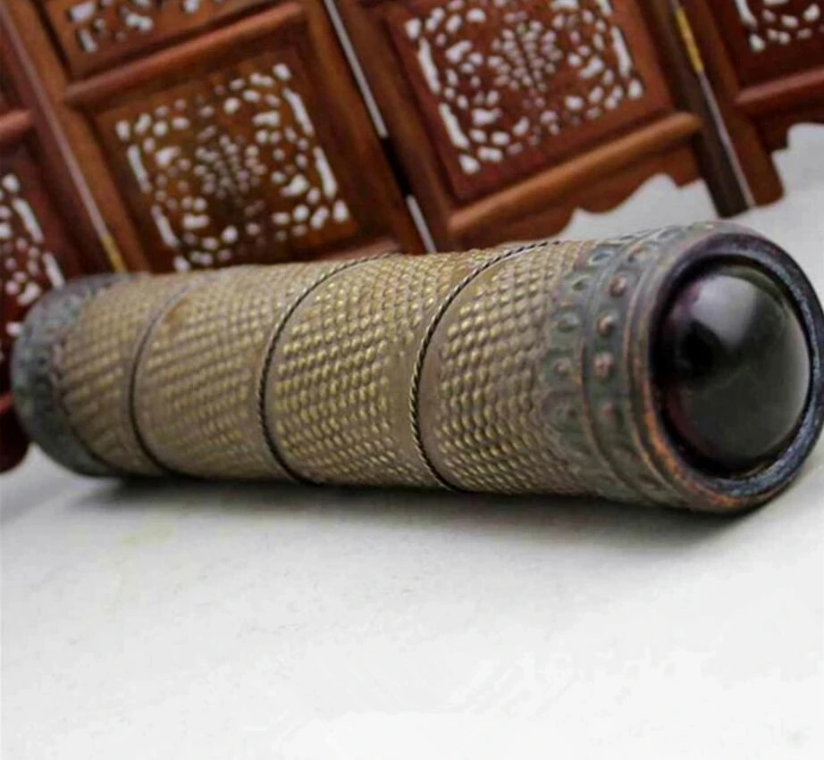 YM estatua de cobre tallados exquisitos lat antiguo carvings caleidoscopio patrones alivio y adornos