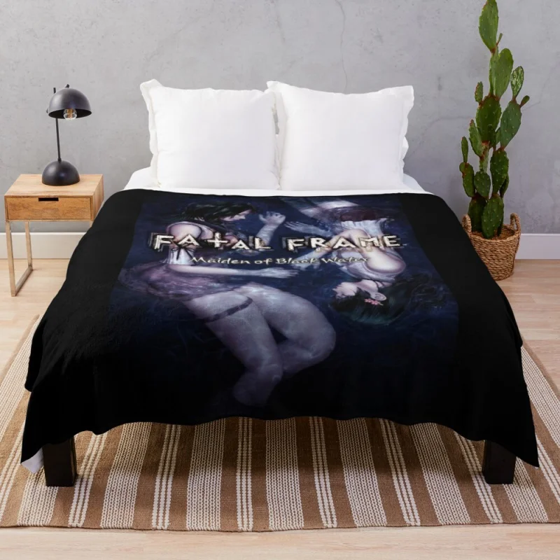 

FATAL FRAME: Maiden of Black Water Throw Blanket Hairy