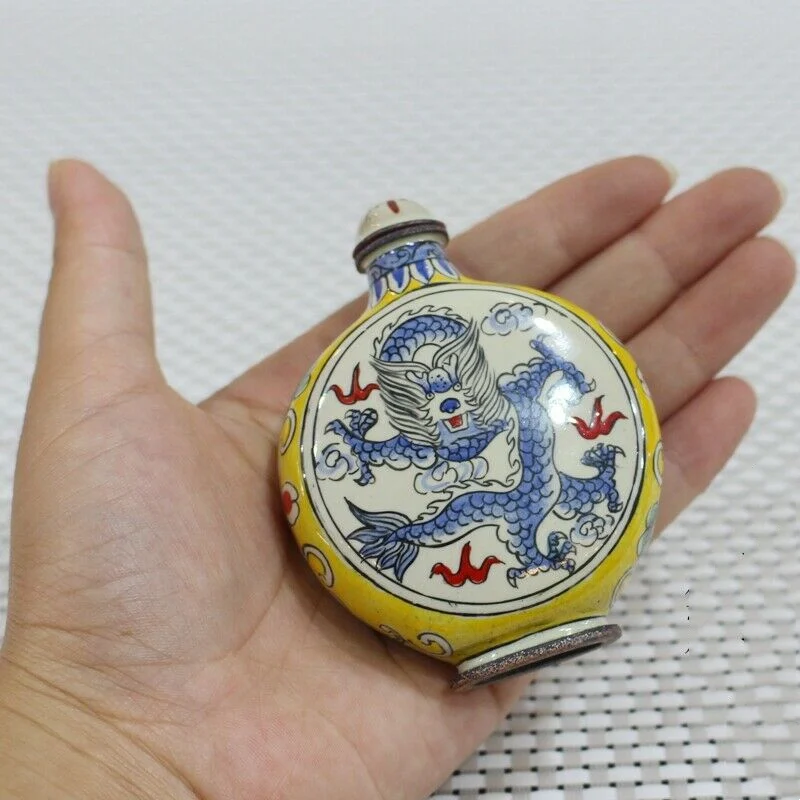 Китайская старинная разноцветная эмалированная бутылка для табака дракона с