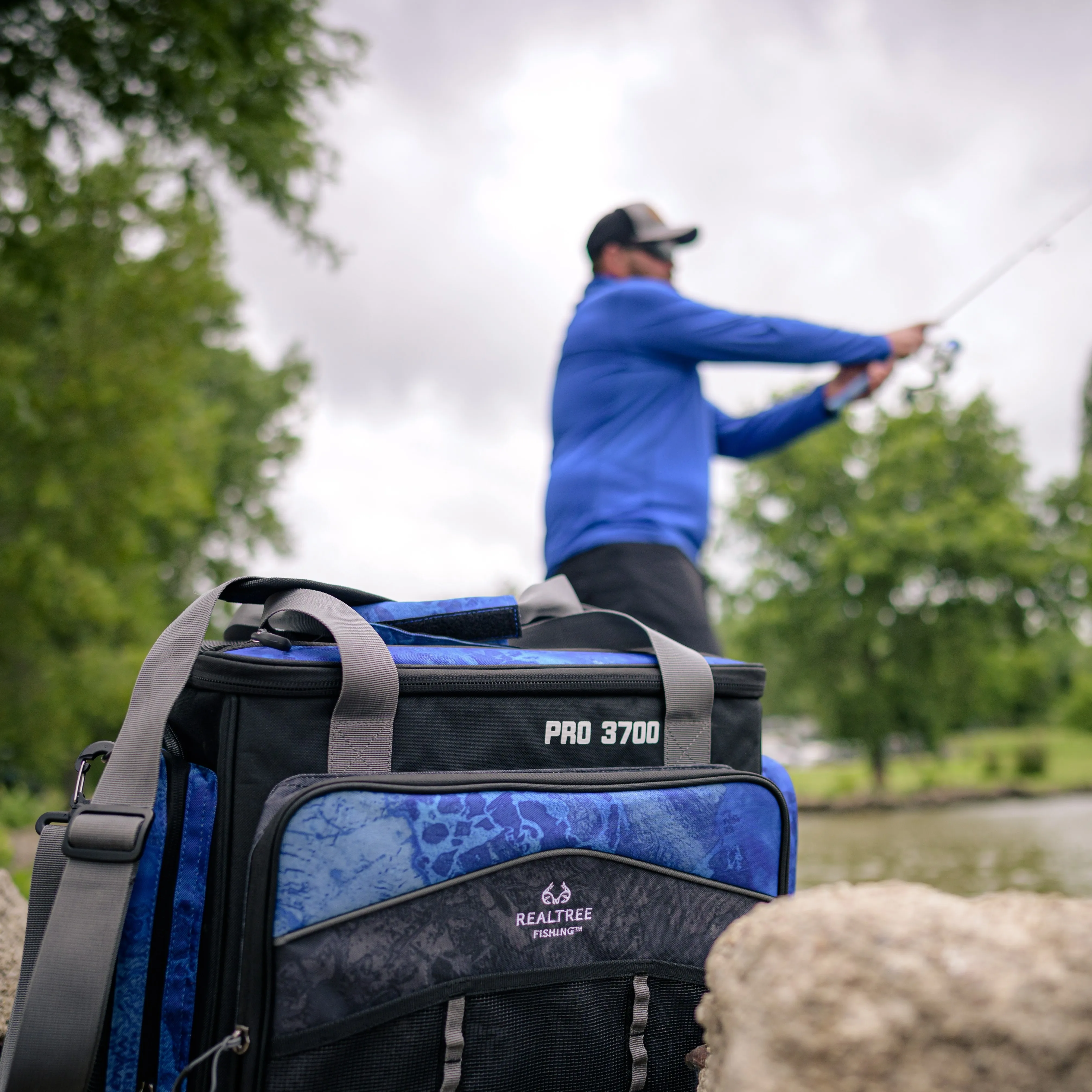 Adult 3700 Tournament Soft Sided Fishing Tackle Bag, Blue enlarge