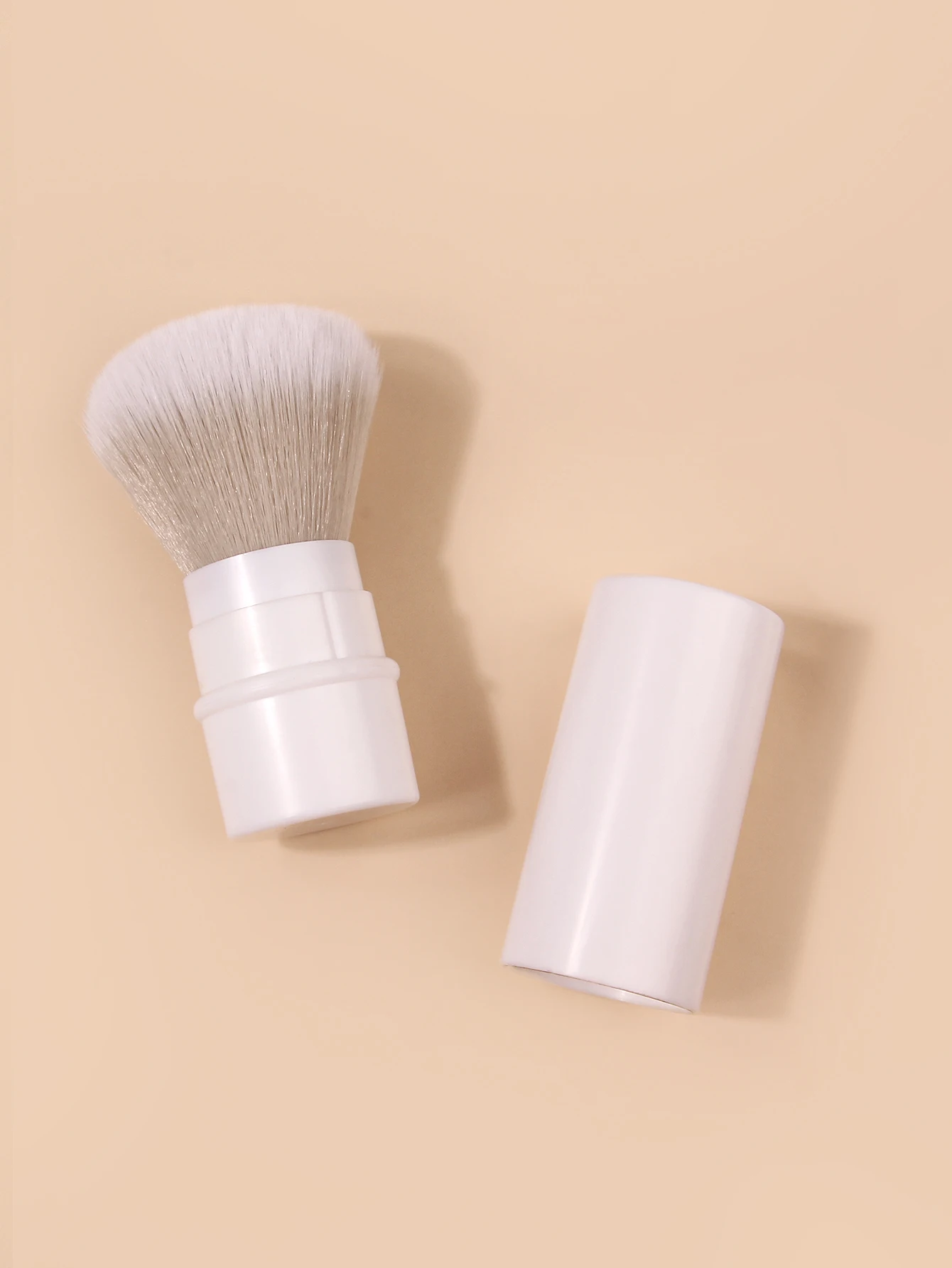 1 шт. белая Выдвижная Кисть для макияжа