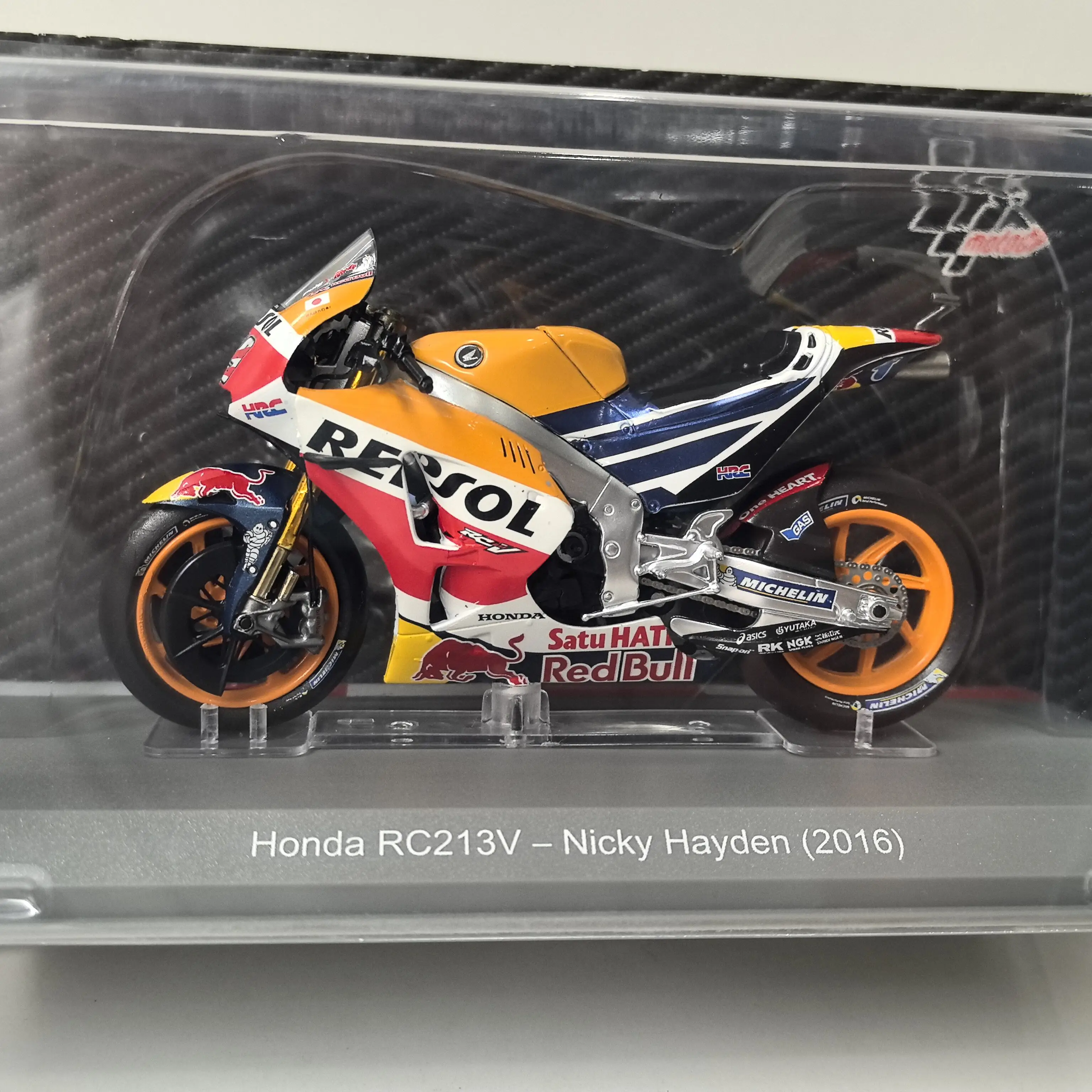 Фото Модель IXO 1:18 Honda RC213V 2016 года # Мотоциклетная модель из сплава 69 Alloy №2
