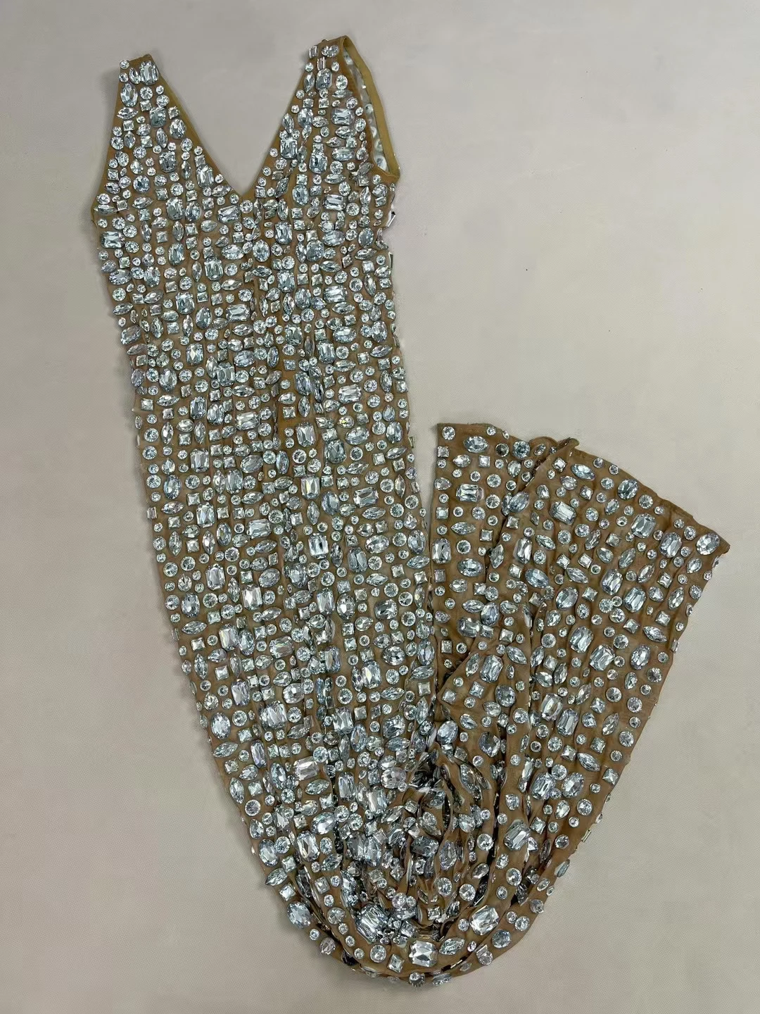 Сексуальное сетчатое платье для выпускного вечера с блестящими стразами