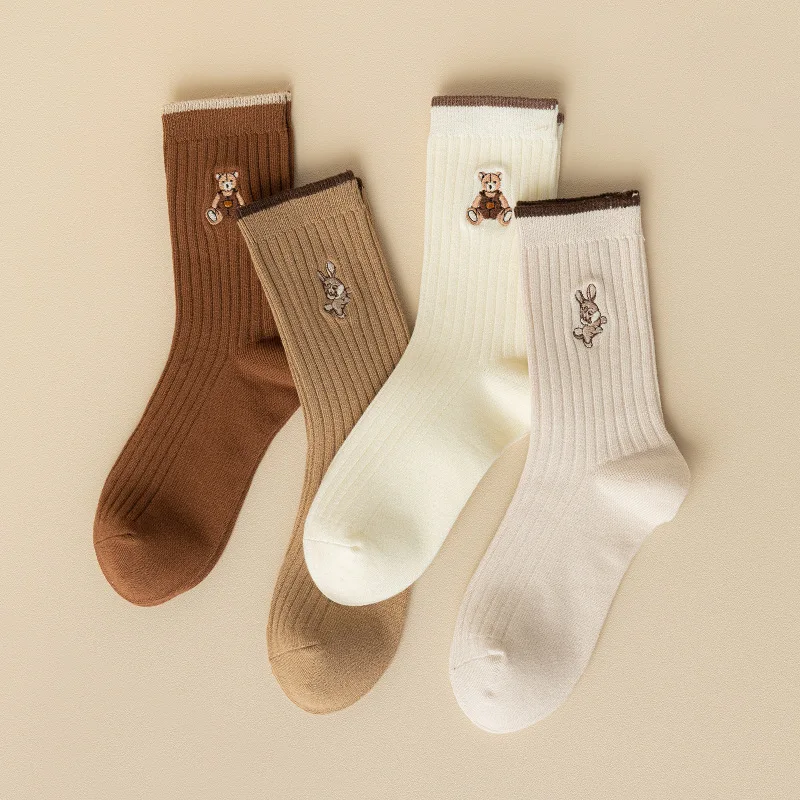 

Winter Pure Women Cotton Medium Tube Double Needle Vertical Strip Cartoon Cute Bear Embroidery Cotton Stockings Casual Girls