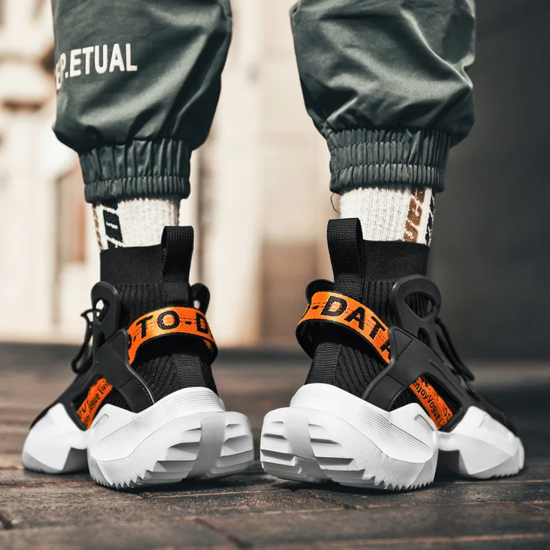 2022 New High-top Socks Shoes Chunky Sneakers Men White Trend Street Light Sports Running Shoes Big Size 45 46 Walking shoes