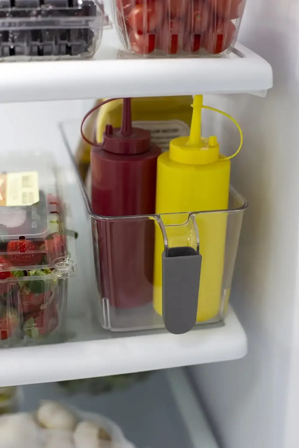 

g Small Pull-Out Plastic Storage Bin with Soft Grip Handle, Clear