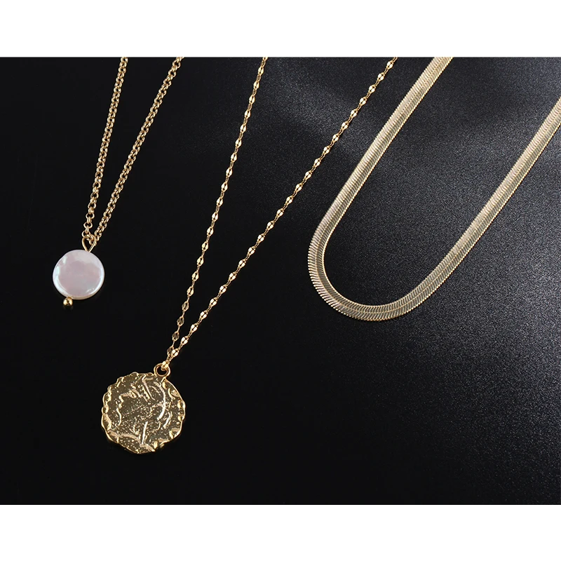 Yang Caiyu Same Necklace French sle Retro High Sense 2024 New Baroque Pearl Twin Sweater Chain Women