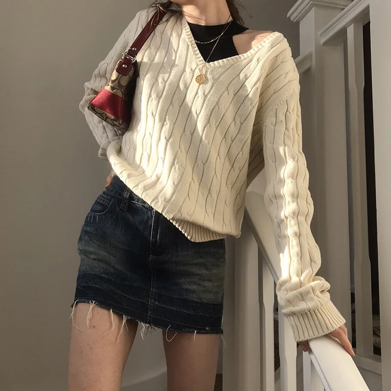 

2021 New Fashion Fall Winter Sweater Casual Knitted Twist V-neck Slim Long Sleeve Sweater Loose Woolen Top Women's Clothing