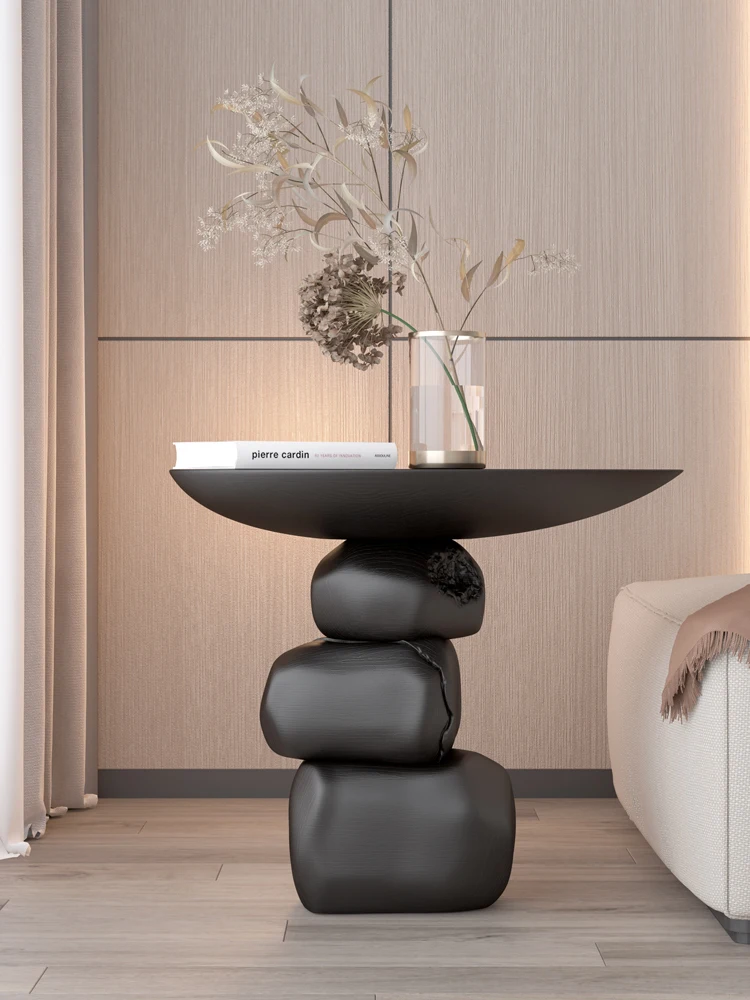 Кофейный столик в скандинавском стиле