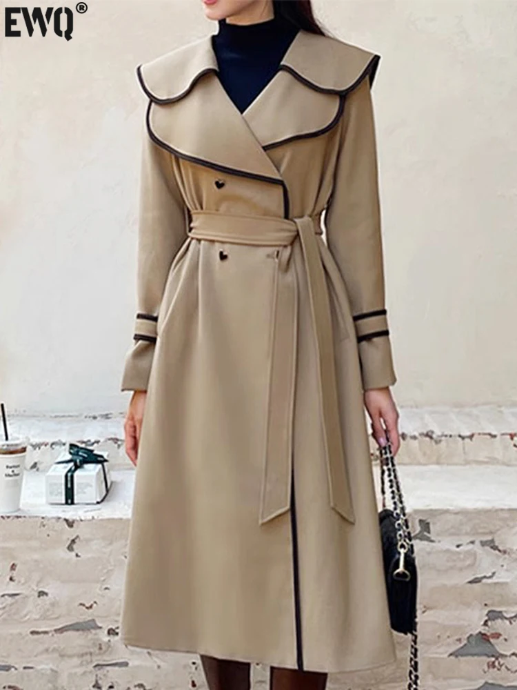 

[EWQ] Ruffle Lapel Contrast With Waistband Windbreaker For Women Long Sleeve Elegant Trench Coat 2023 Autumn Winter New 16U4948