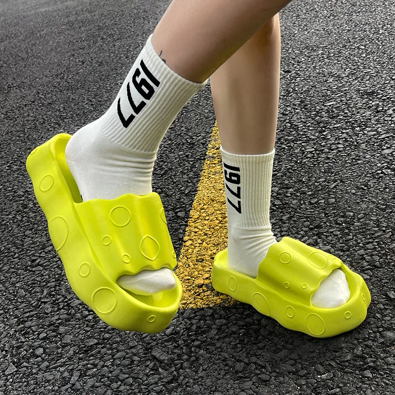 

Summer Fashion Women EVA Platform Slippers Soft Bottom Female Sandas Couples Home Shoes Ladies Outdoor Beach Slides