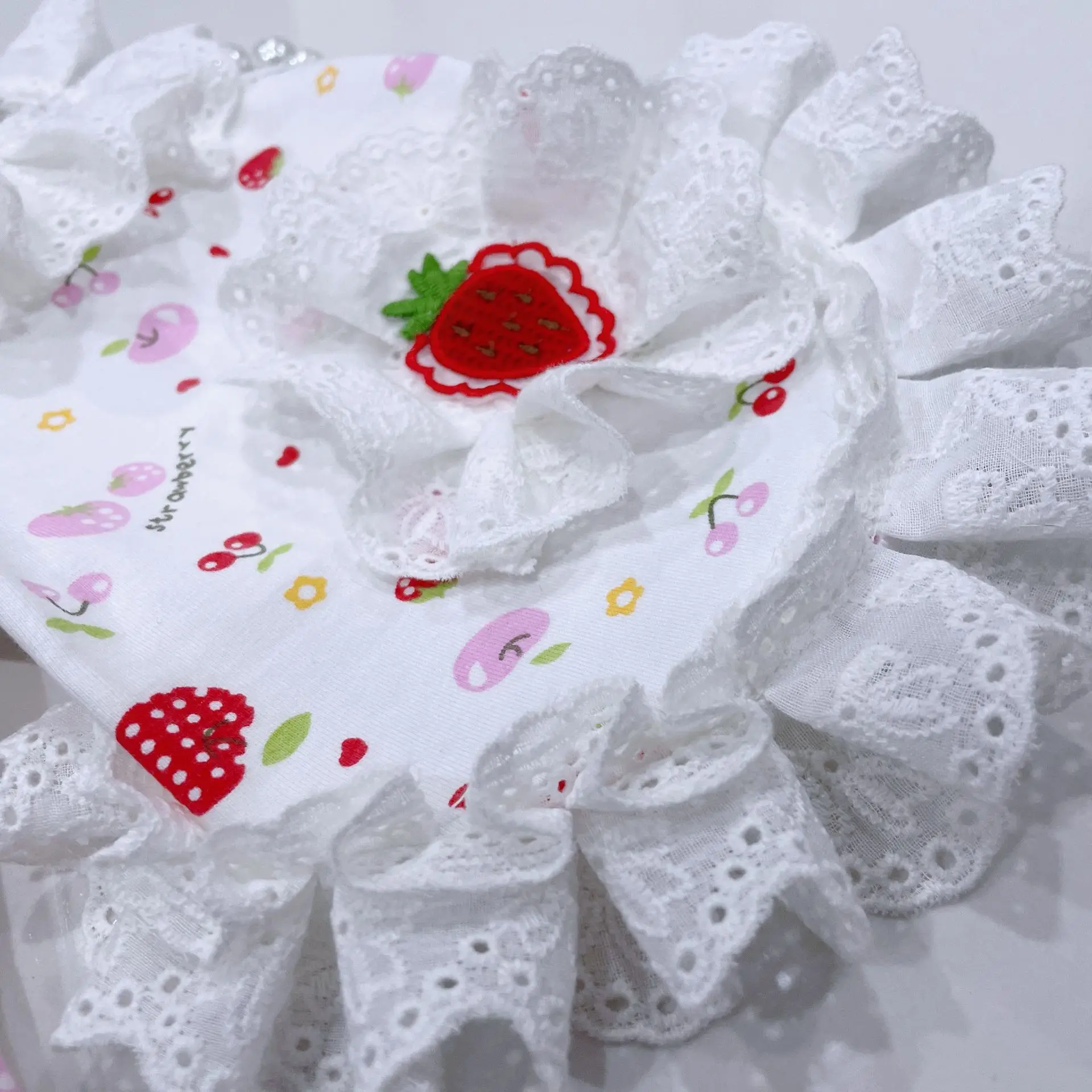 Милая Одежда для собак с принтом клубники модное Хлопковое платье-жилет на