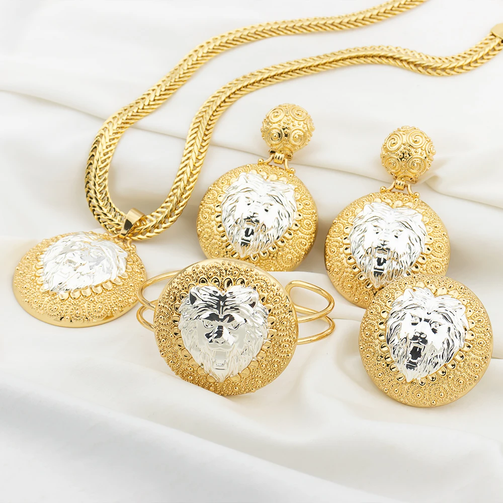 

Lion Head Pendant Jewelry Set 18k Gold Plated Copper Necklace Earrings Bracelet Rings Dubai Luxury Jewelry for Nightclub Queen