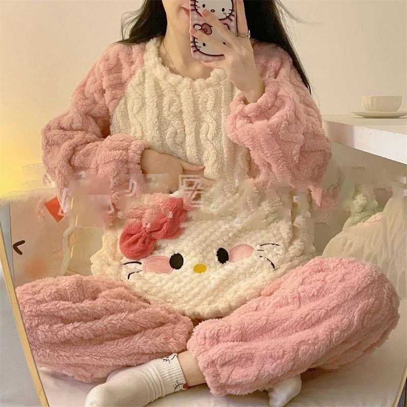 

Cartoon Sanrio Coral Fleece Pajama Hello Kitty Cinnamoroll New Thickened Winter Comfortable Flannel Home Suit Creative Gifts