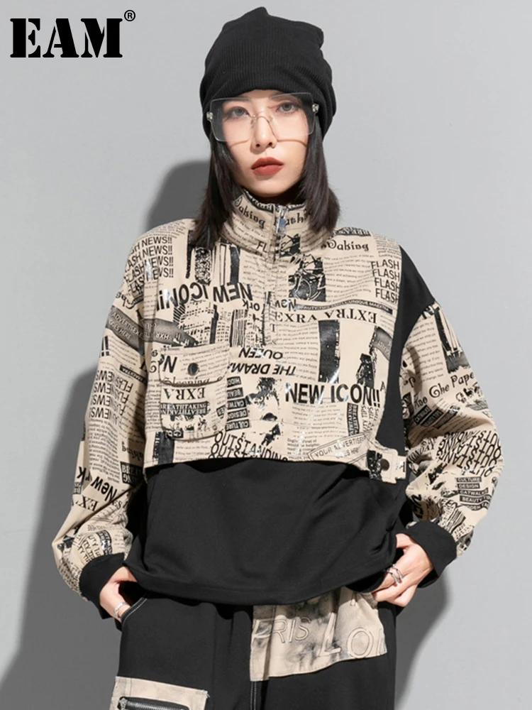 

[EAM] Loose Fit Printed Spliced Sweatshirt New Stand Collar Long Sleeve Women Big Size Fashion Tide Spring Autumn 2022 1DF1320