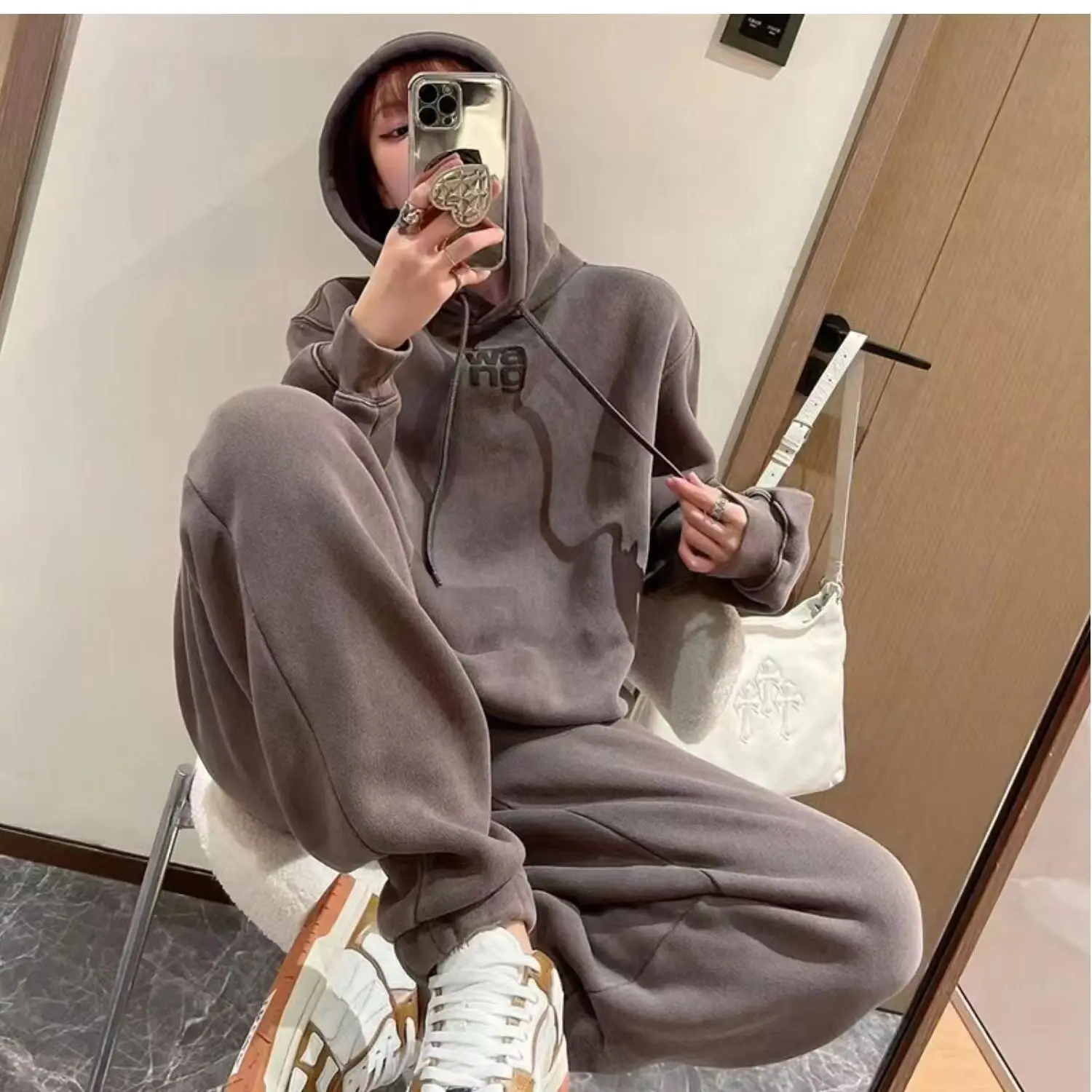 

Модный классический модный роскошный дизайнерский тканевый пенообразователь с буквенным принтом женский зимний Повседневный свободный ф...