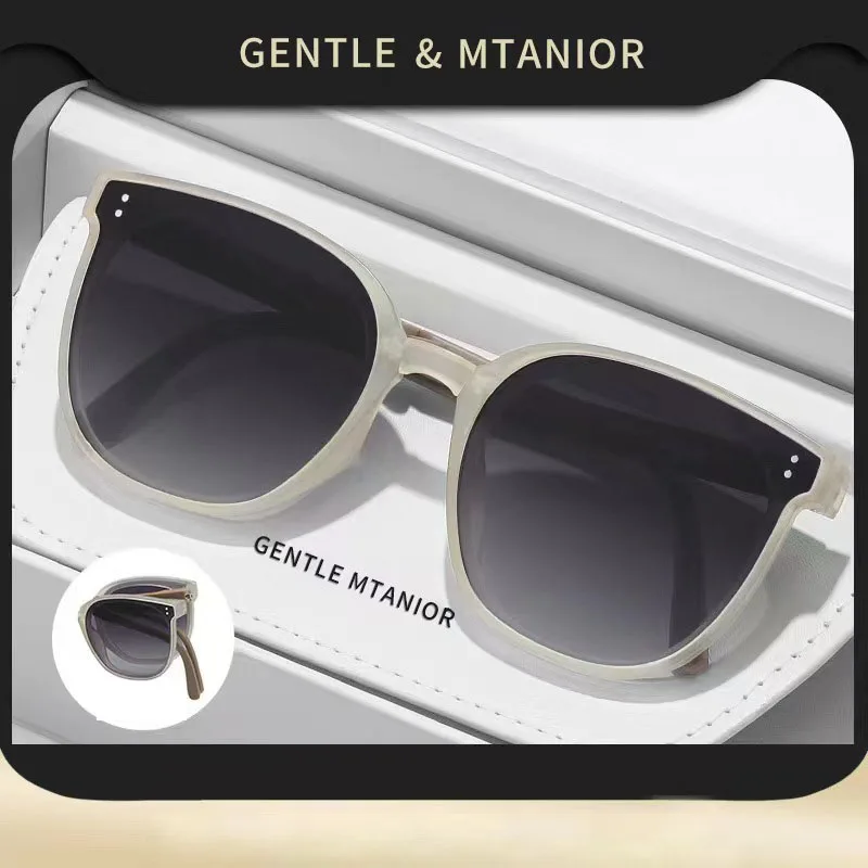 

Folding Sunglasses for Women Men Fashion Brand Designer Sun Glasses Laides Gradient Blue Eyewear Shades UV400 Mirror