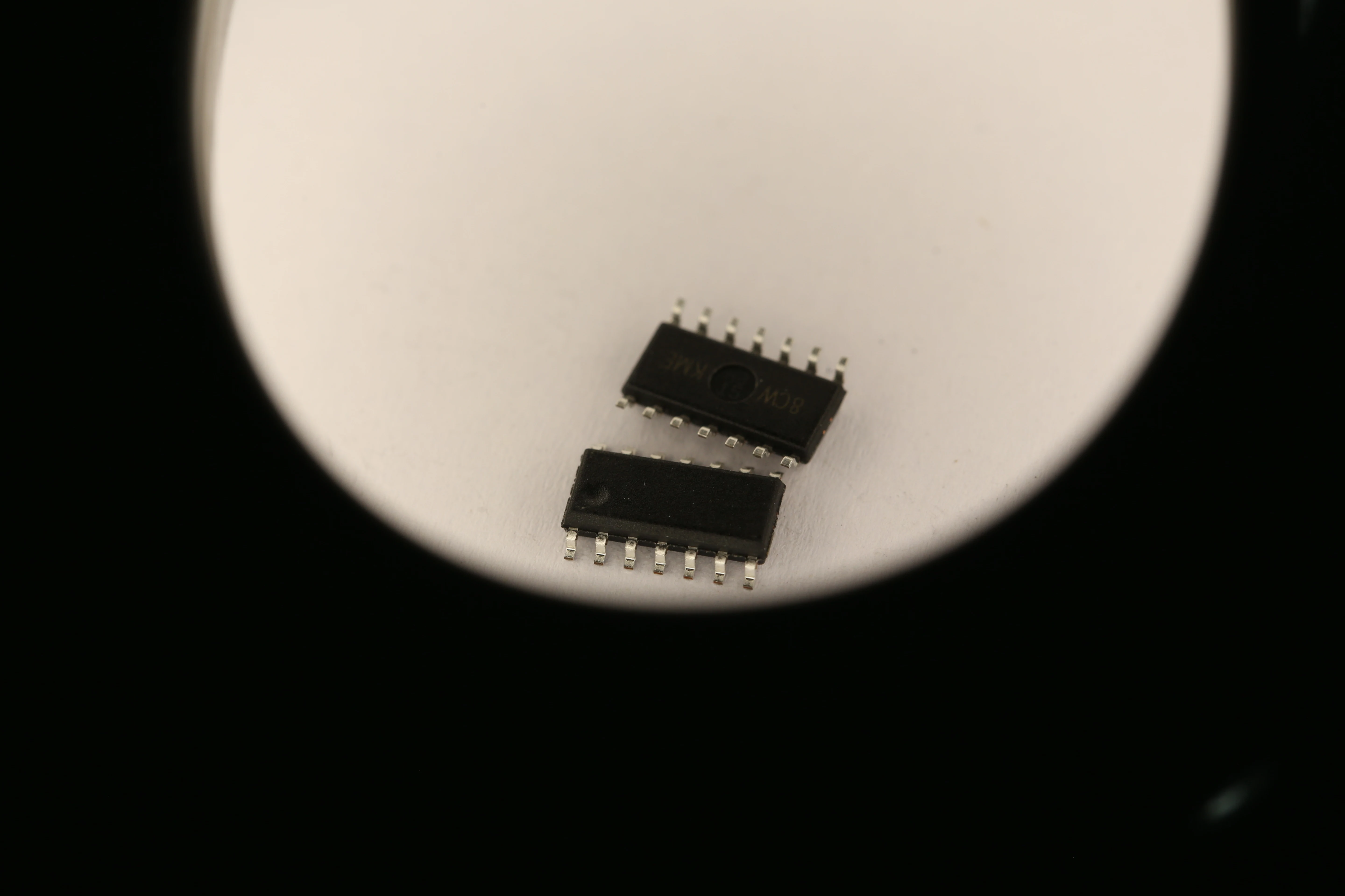 

100 шт TPS2044BDR