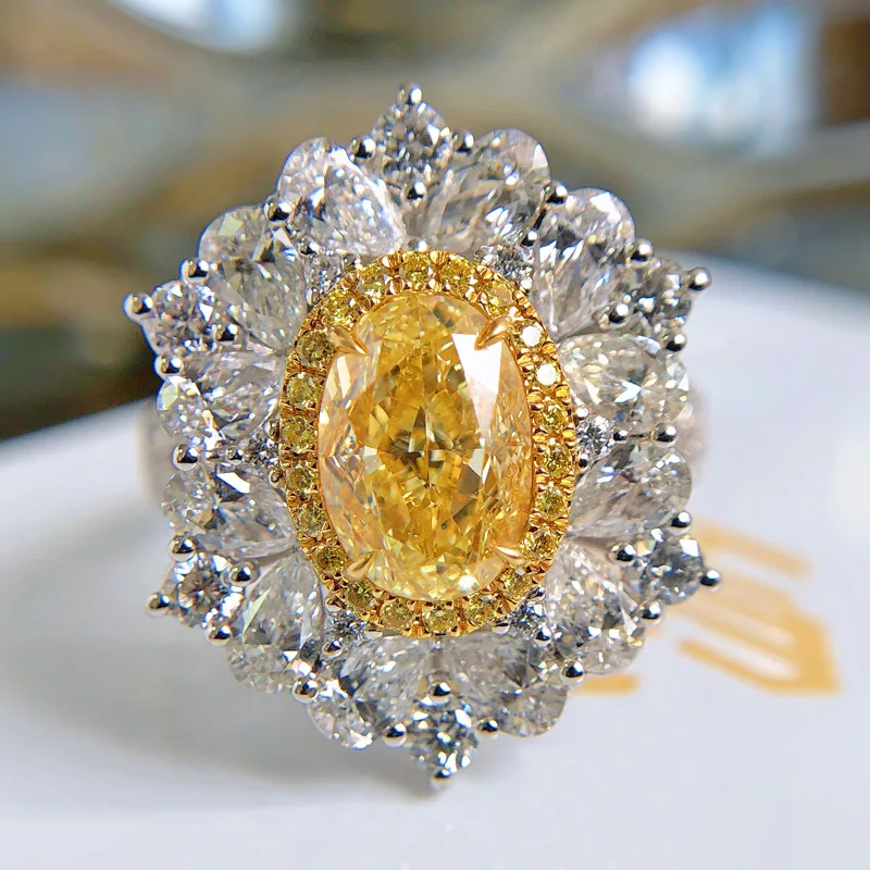

2022 New Luxury Yellow Color Oval Engagement Ring for Women Anniversary Gift Jewelry Wholesale Bague R6262