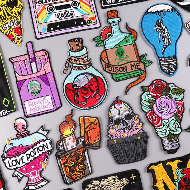 

Personality Skull Embroidery Patch Iron On Patches For Clothing Jacket Sew Applique Poison Perfume Bottle Patch Ironing Sticker