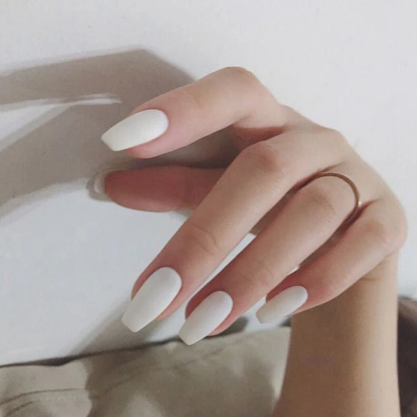 

24Pcs/Set Press on Nails Women Maincure Tools Matte White French False Nail ABS Short Coffin Fake Nails Full Cover Nail Art Tips