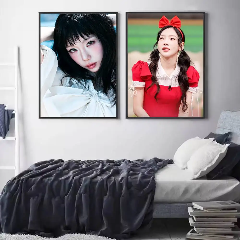 Фото Постер K-POP певицы Ким Т-Тэён, HD качество, настенный декор, ретро-постеры для дома, декор для комнаты, самоклеящиеся №3