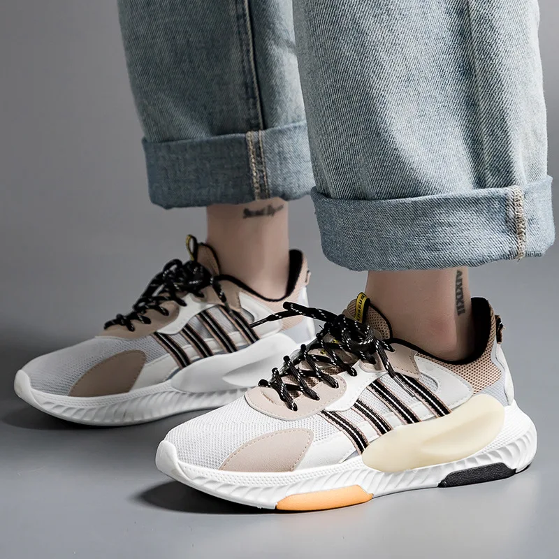 2023 new Color Matching Couple Sports Shoes Fly Woven Breathable Running Shoes Soft Sole Casual Shoes