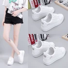 Женские кроссовки с вышивкой, белые дышащие кроссовки на шнуровке с цветочным принтом, повседневная обувь на осень 2021