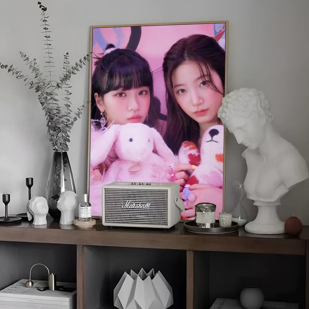2022 Star Girl Group L-LE SSERAFIM DIY липкий постер необычная наклейка на стену для гостиной бара