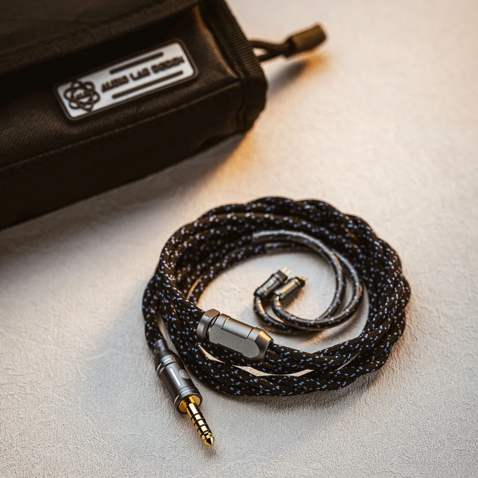Фото ALD Vectron AUDIO LAB DESIGN Кабель IEM HiFi, изготовленный FlashAcoustics для Kaguya Bravery MOONDROP DaVinci №3