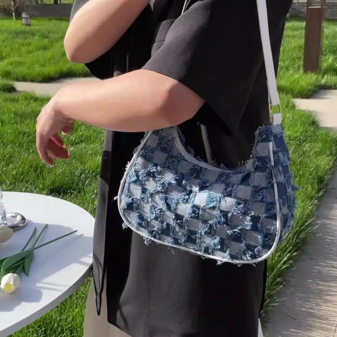 

2023 New Fashion Ladies Checkered Denim Underarm Shoulder Bag Hobo Purse Women Personalized Jeans Fabric Handbag