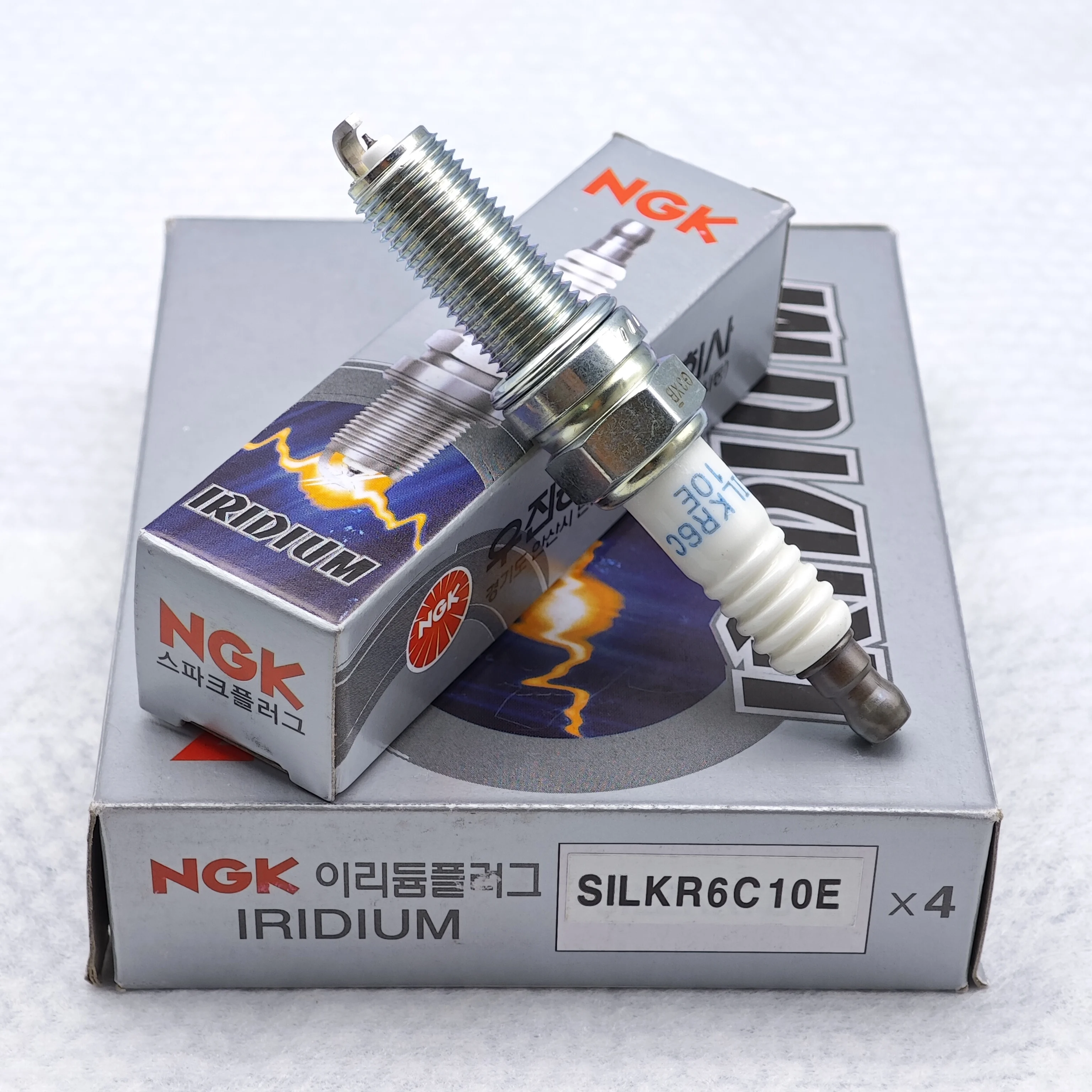 4шт NGK Iridium Свеча зажигания SILKR6C10E