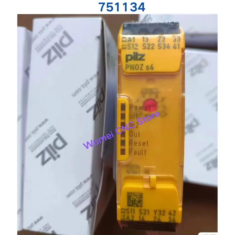 brand new PILZ relay PNOZ s4 C 751134