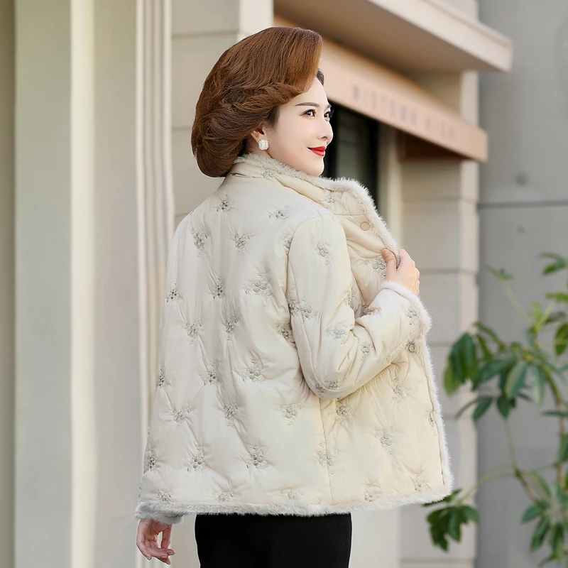 2022 New Long Winter Middle-aged Women Jacket Embroidery Warm Thick Cotton Coat Female Casual Woman Parkas