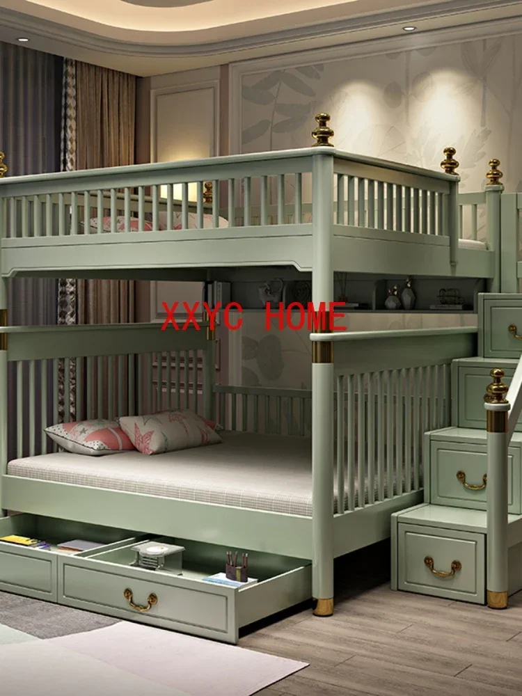 Двухъярусная кровать из массива дерева зелёная