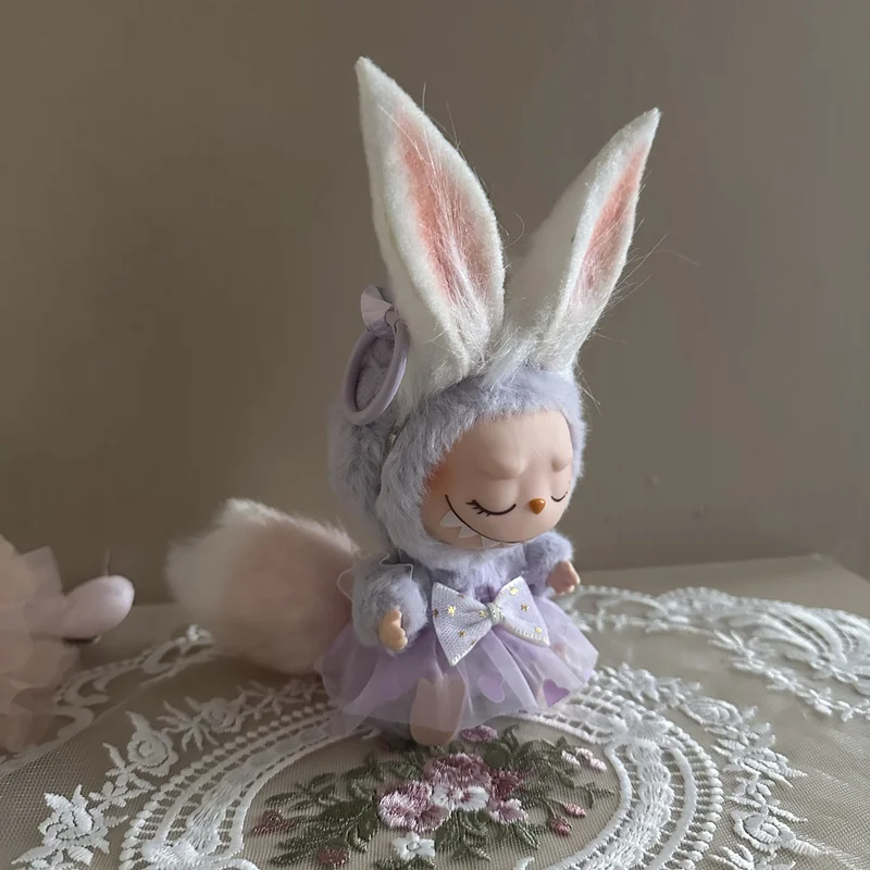 Одежда Labubu первые второе поколение трансформируемая в милый маленький кролик